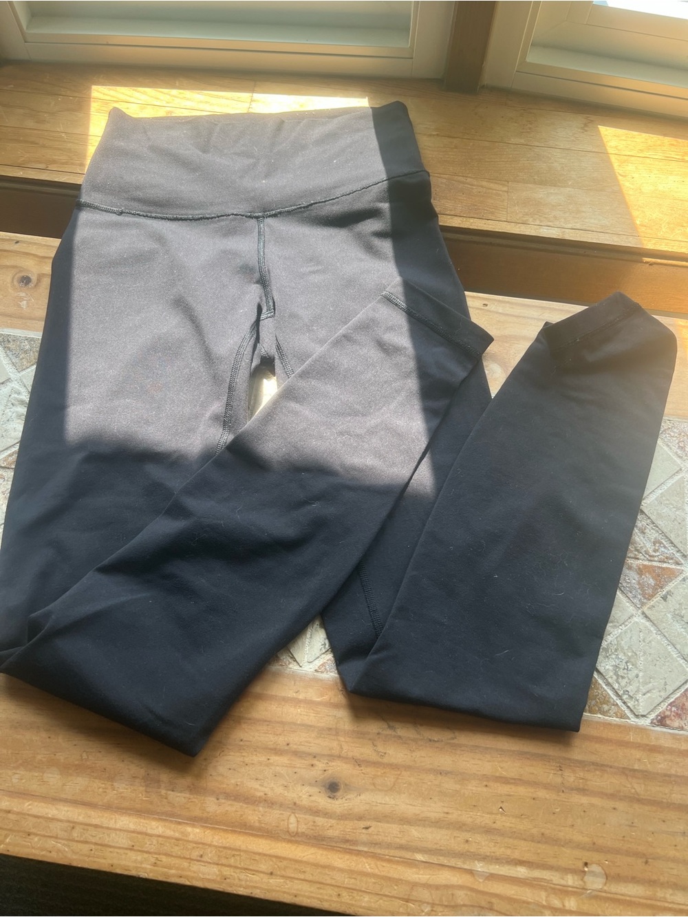 lululemon Ankle Leggings Women's 4 Black Solid Logo Yoga Stretch Knit # 440